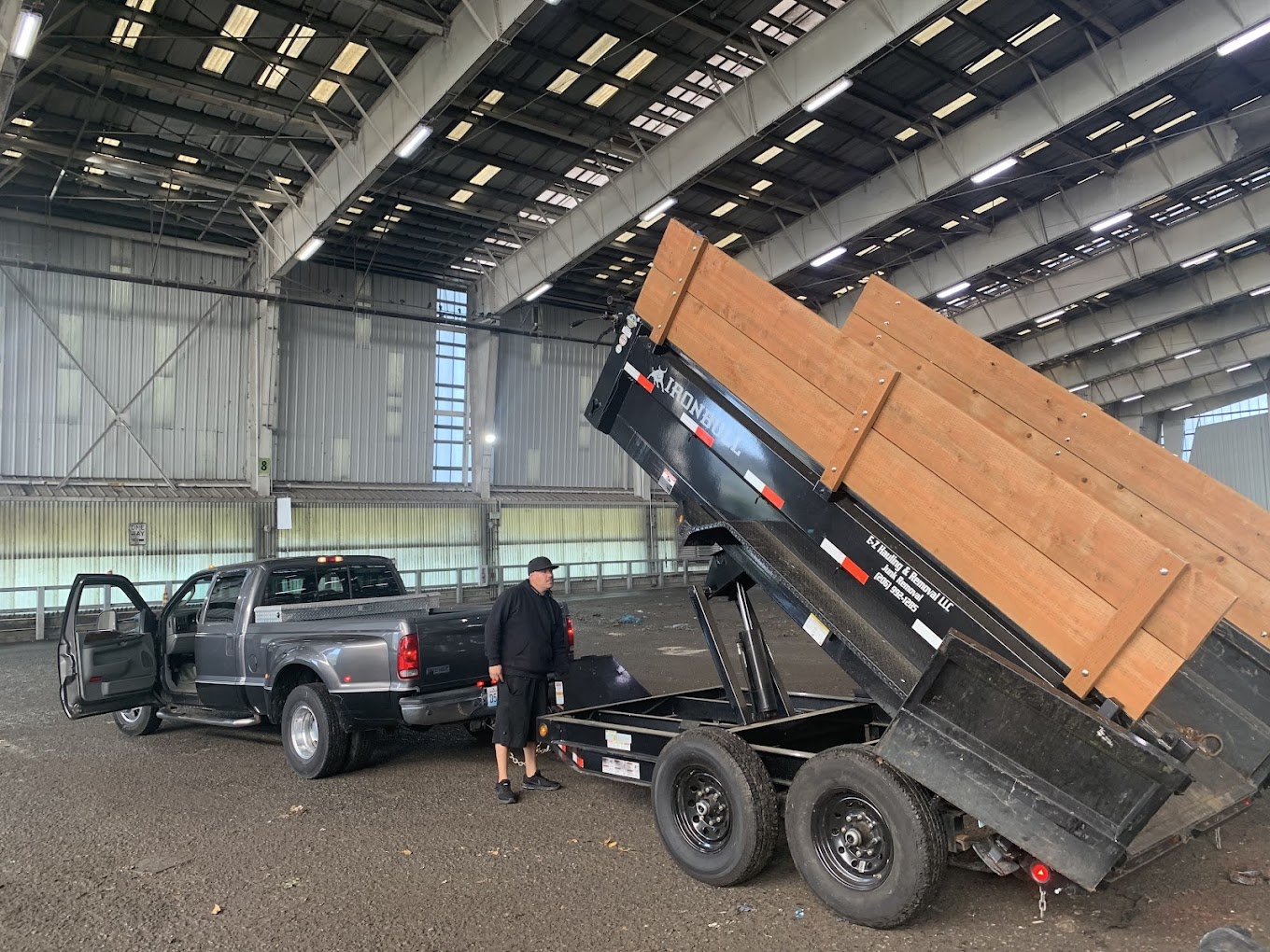 Hector Mendoza - E-Z Hauling & Removal LLC